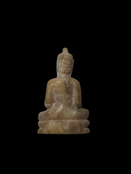 F396 พระพุทธหินแกะ ครูบาบุญชุ่ม วัดพระธาตุดอนเรือง จ.เชียงราย ปี2535