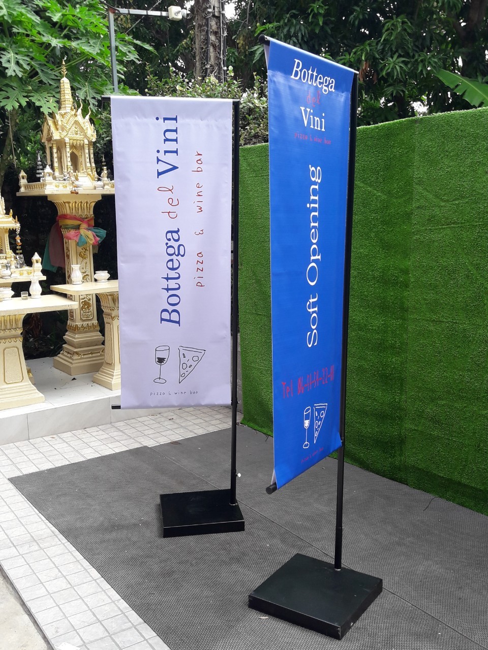 เช่าธงญี่ปุ่น ฐานปูน แขนเดี่ยว ขนาด (W)60 x (H)200 ซม. แข็งแรง มั่นคง ลมพัดไม่ล้ม แขนล่างปรับระดับได้