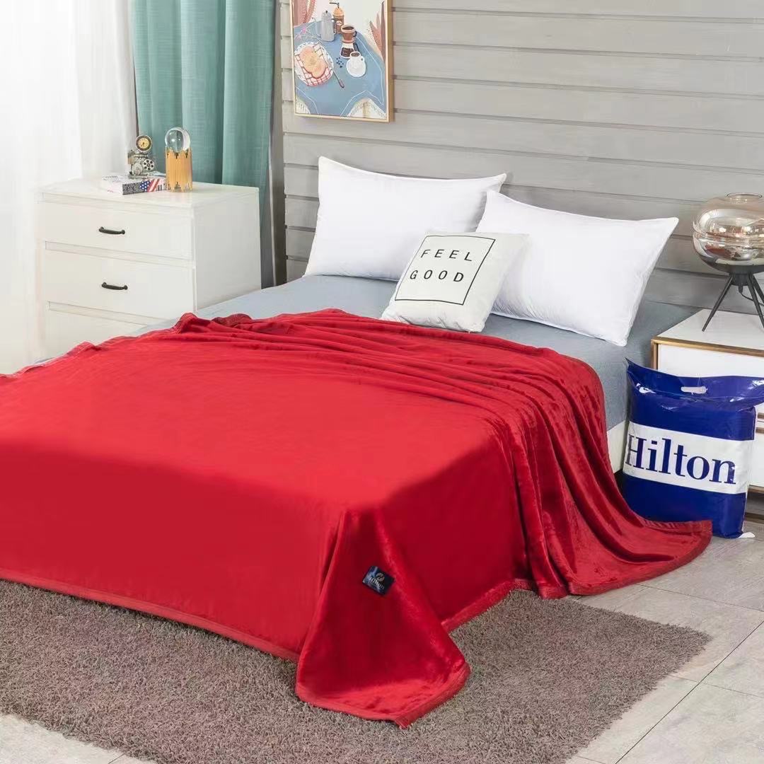 6ฟุต ผ้าห่มนาโนหนาHILTON กุ้นขอบสีพื้น 60ผืน
