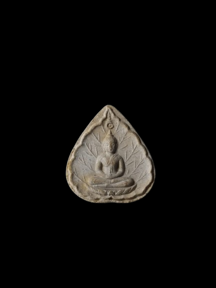 G597 พระประจำวันเกิดหลวงปู่โต๊ะ วัดประดู่ฉิมพลี เนื้อเกสร ปี 2519