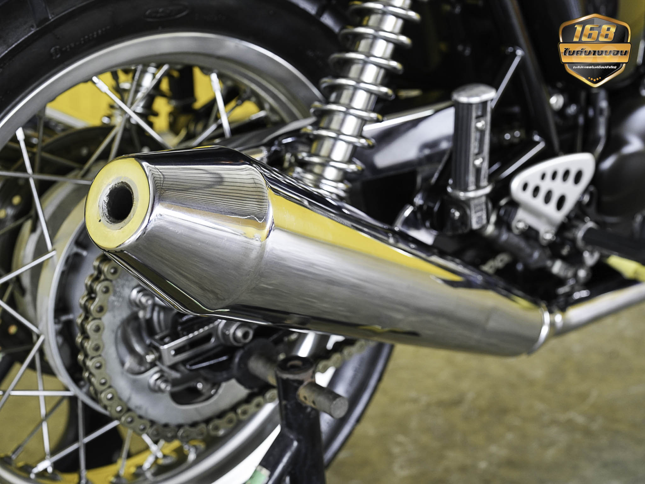 Triumph THRUXTON 900 ปี 2015 เเต่งหล่อๆ ฟรีดาวน์ออกรถ 0 บ.