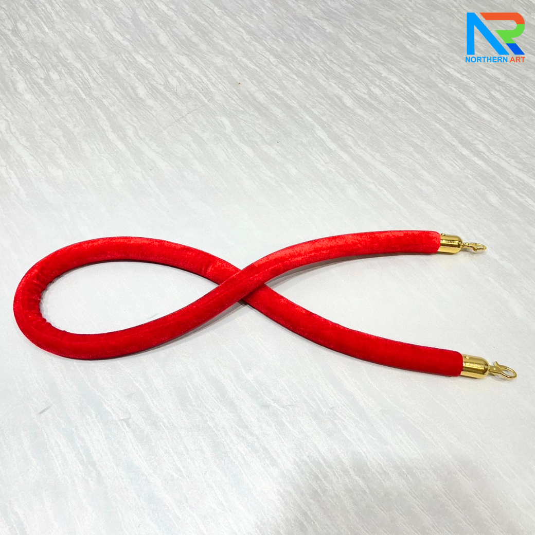 เสากั้นบริเขต สแตนเลสหัวกลมสีทอง พร้อมเชือกกำมะหยี่ สีแดง