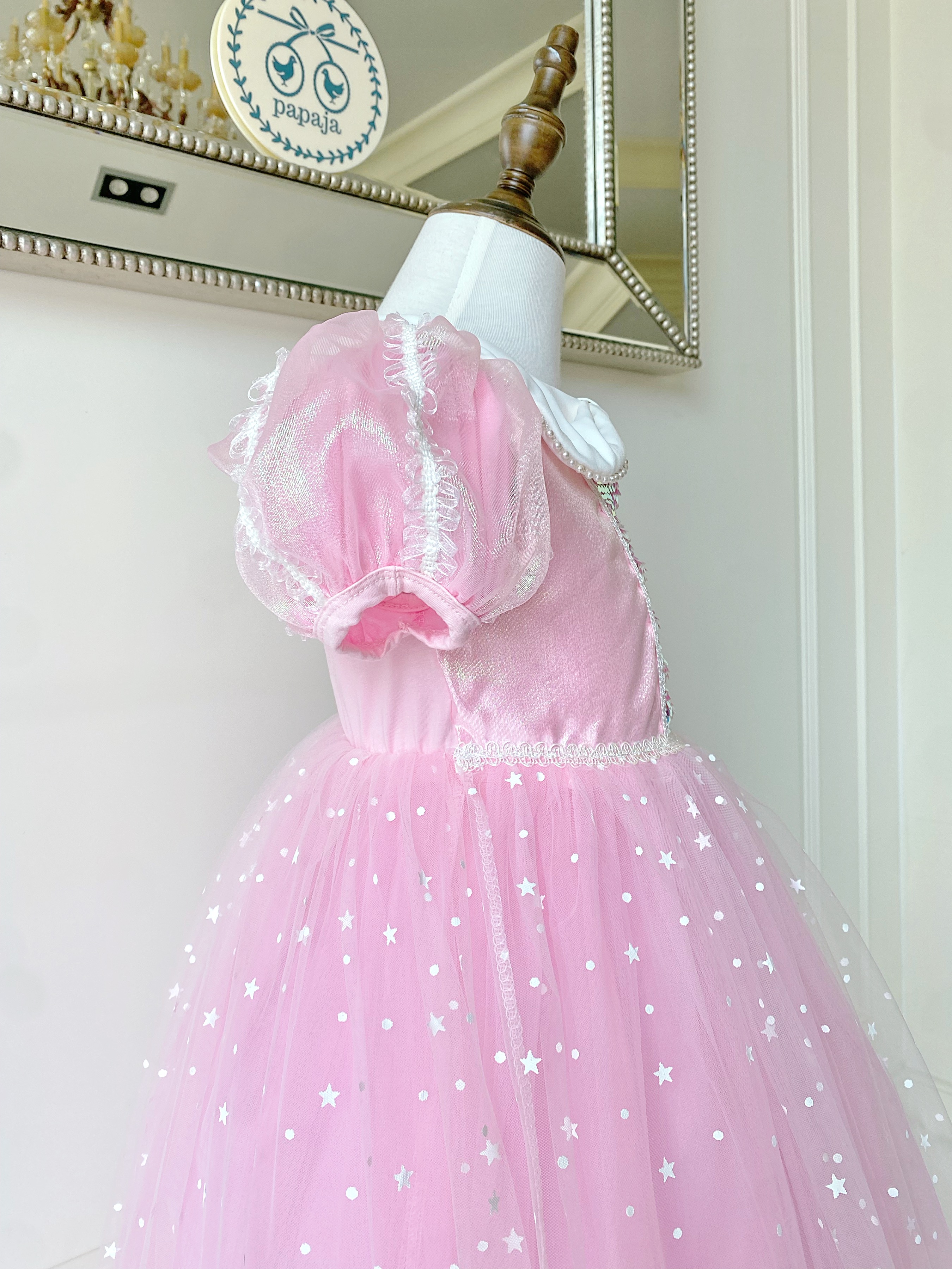 ชุดเจ้าหญิงออโรร่า ปกคอบัวรูปโบว์ กระโปรงสกรีนลายสวย