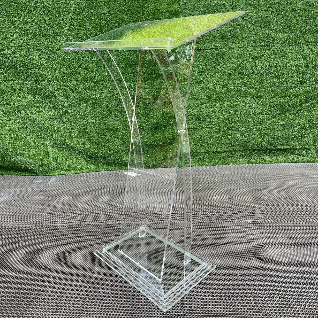 โพเดียม อะคริลิคใส รุ่น AC-29 สไตล์โมเดิร์น TOP เอียง ขนาด(W)59 x (L)38 x (H) 110 ซม.