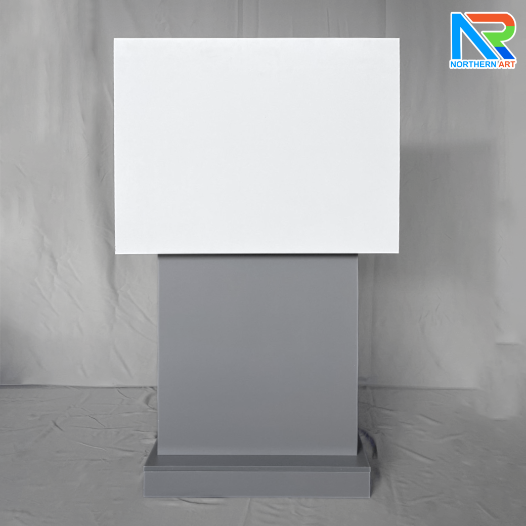 โพเดียมไม้MDF ทูโทน สีขาว และสีเทา ขนาด (W)73 x (L)54 x (H)117 cm. พร้อมชั้นวาง