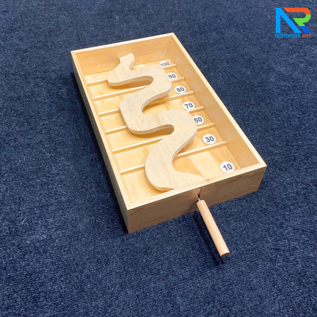 เกมส์บาลานซ์บอล BALANCE GAME ขนาด (W)32 x (L)55 x (H)10 cm. วัสดุไม้จริง สีธรรมชาติ พร้อมลูกบอลไม้ 2 ลูก