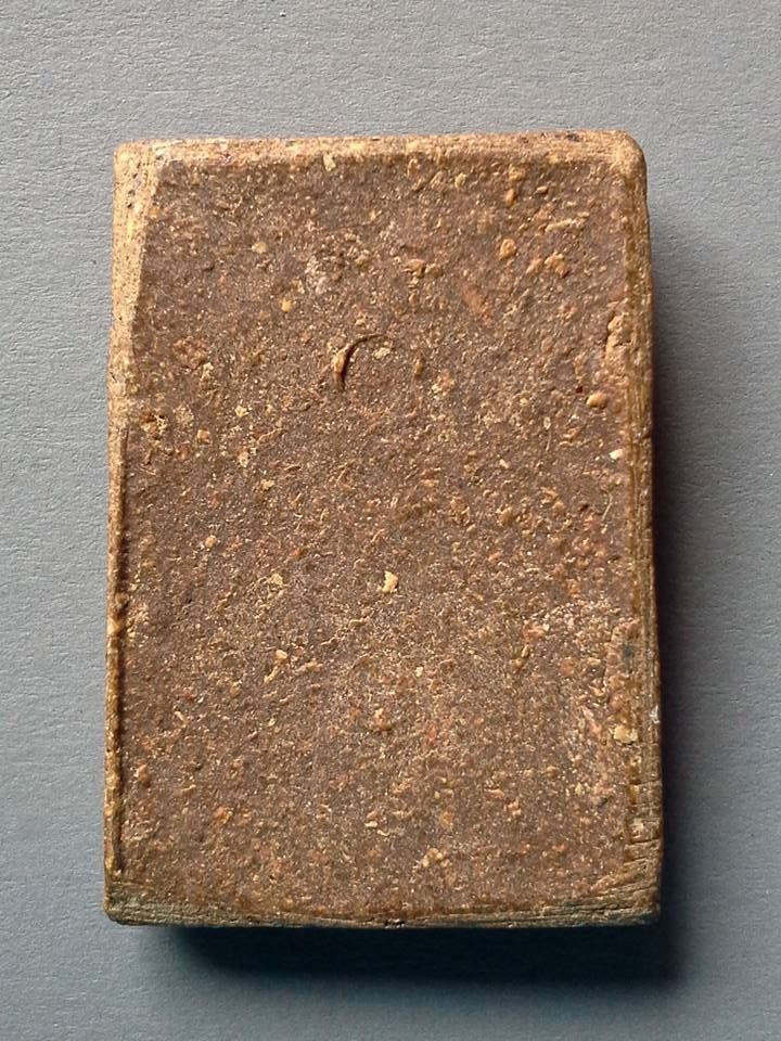 A018 พระสมเด็จเนื้อว่าน หลวงปู่ตื้อ วัดอรัญวิเวก ปี2517