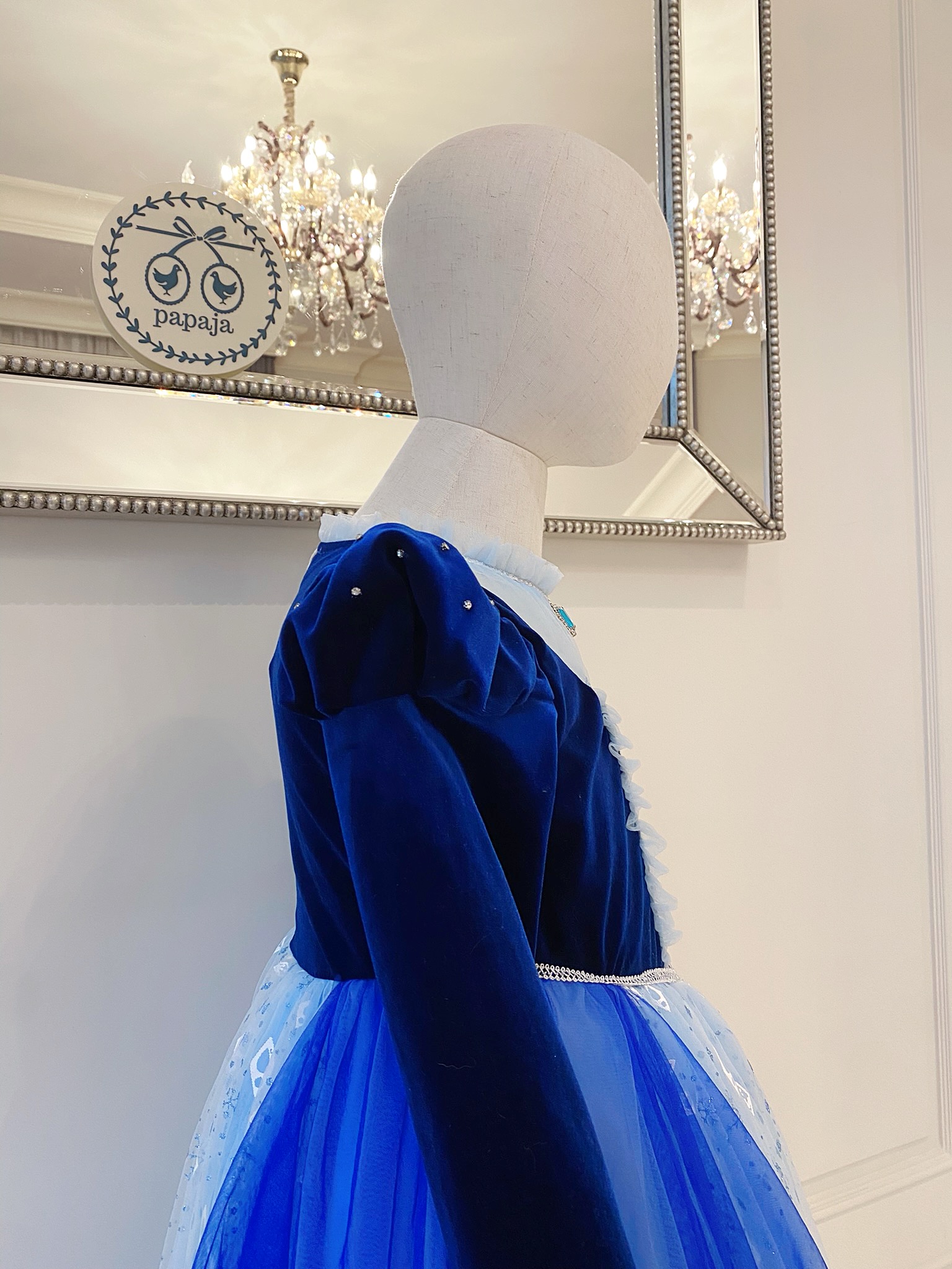 ชุดเจ้าหญิงซินเดอเรลล่าสีนำ้เงินหรูหรา