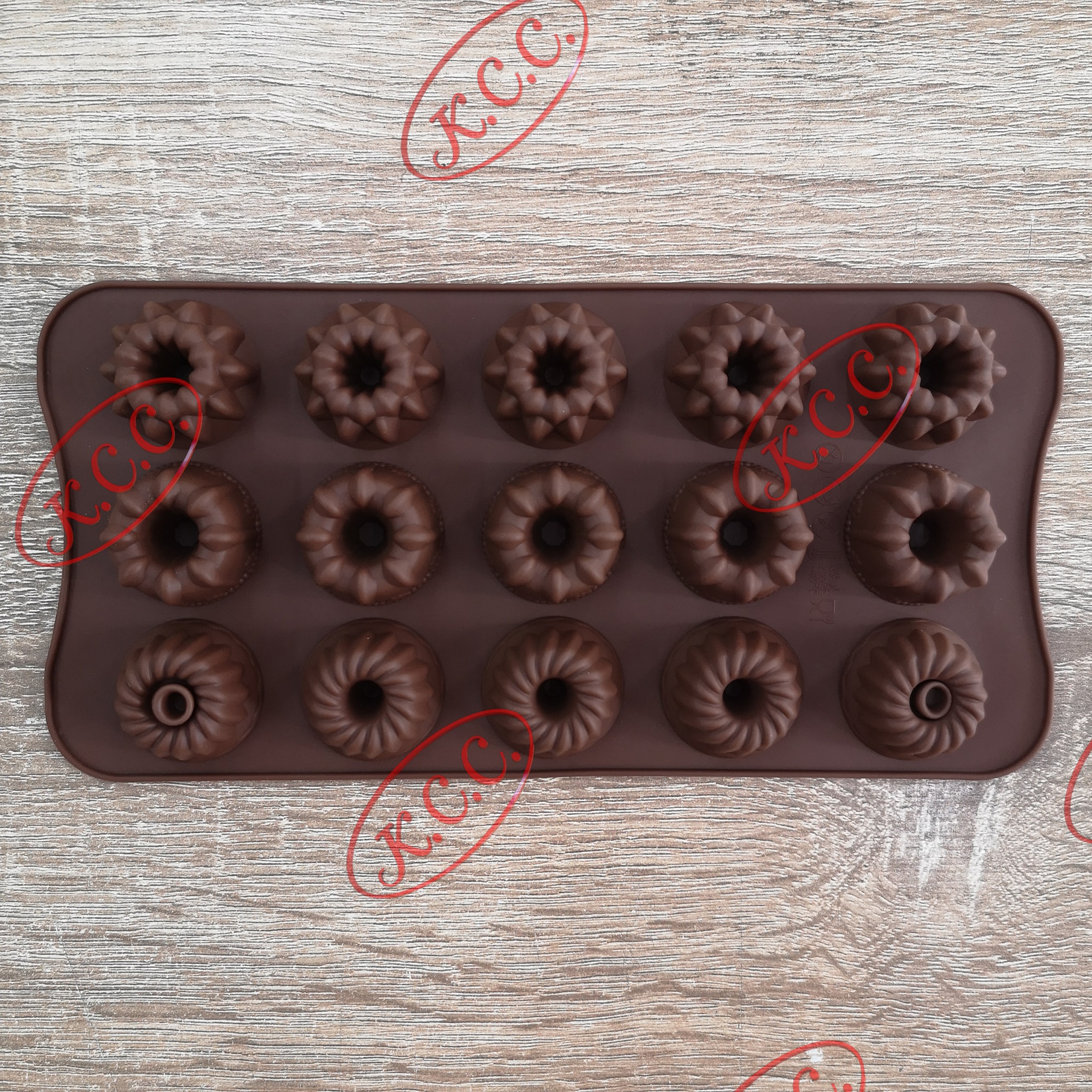 [โล๊ะสต็อก ซื้อ 2 แถม 1] พิมพ์ซิลิโคน คละแบบ คละลาย แม่พิมพ์ ซิลิโคน พิมพ์ช็อกโกแลต วุ้น พิมพ์โดนัท ลายสัตว์ ลายดอกไม้ ลายหัวใจ ลายตัวเลข 123 HBD ลายเป็ด ลายสับปะรด เฉพาะลายนี้เท่านั้น