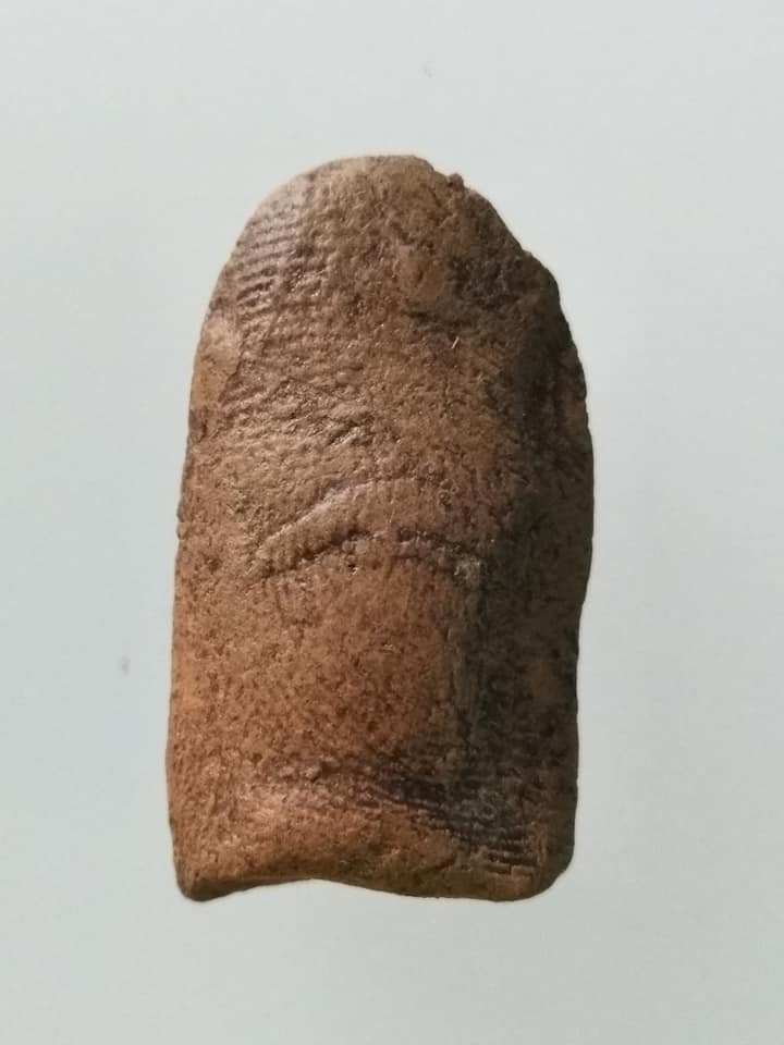 D179 พระคง