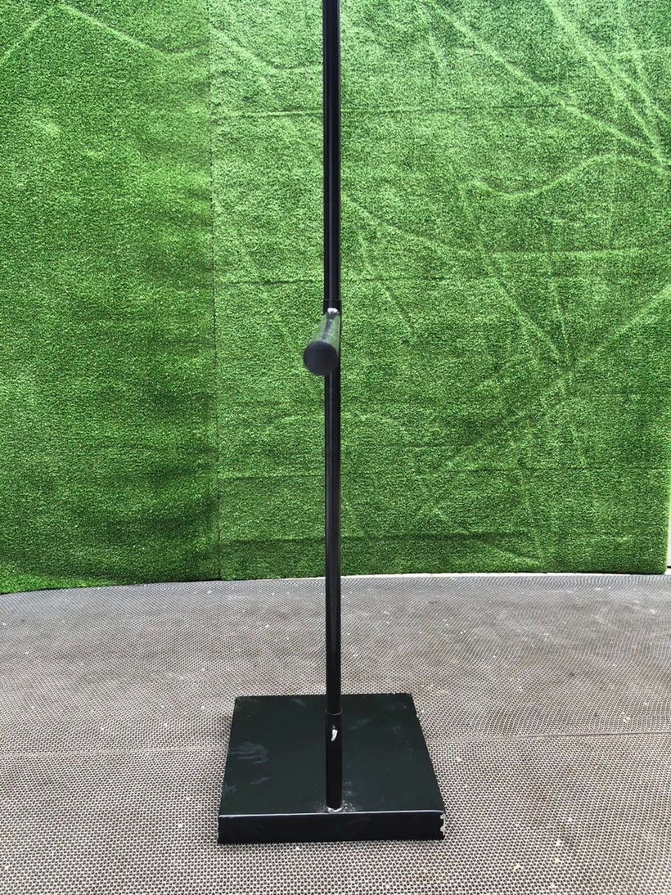 เช่าธงญี่ปุ่น ฐานปูน แขนเดี่ยว ขนาด (W)60 x (H)200 ซม. แข็งแรง มั่นคง ลมพัดไม่ล้ม แขนล่างปรับระดับได้