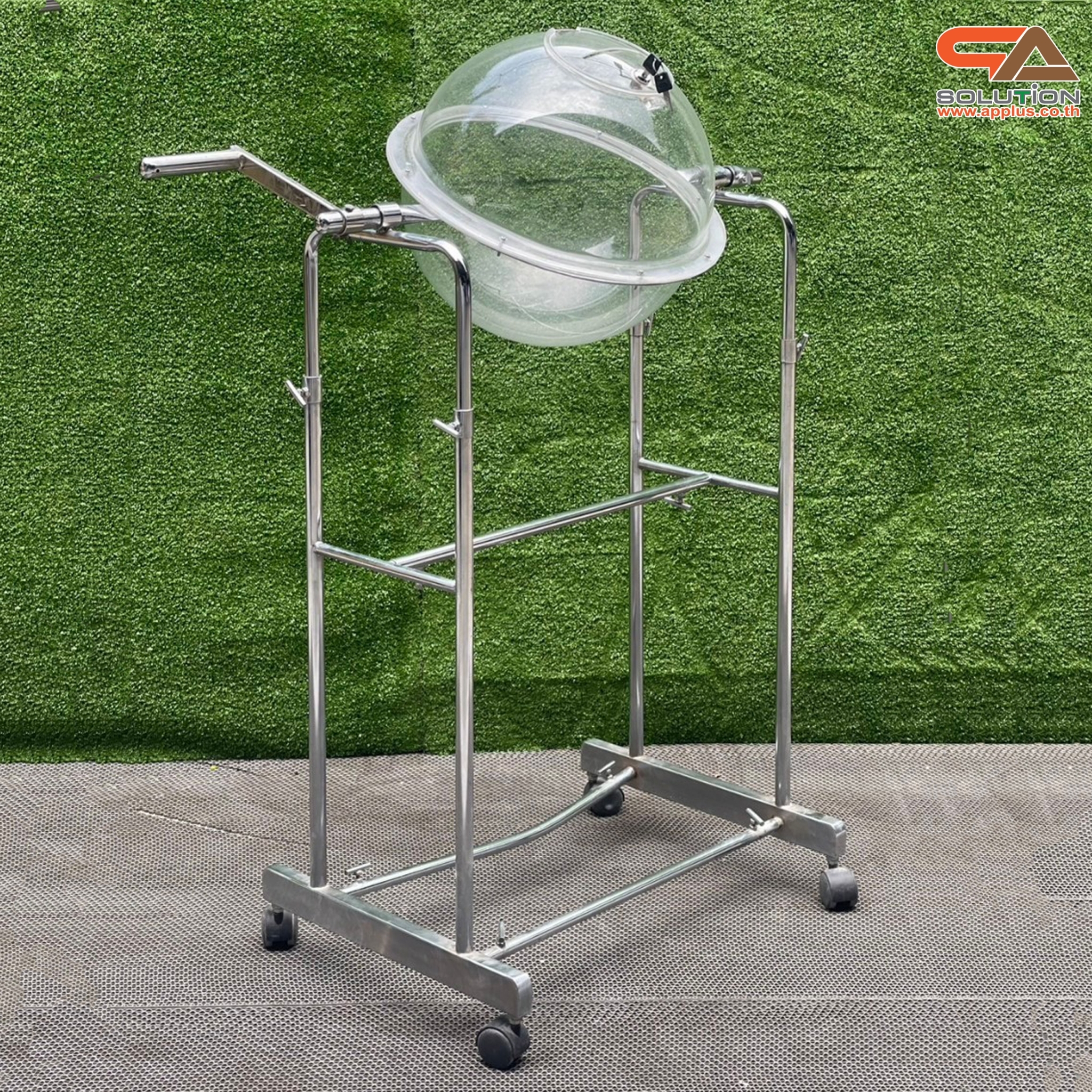 เช่าโดมอะคริลิค จับรางวัล หมุนได้360 องศา พร้อมช่องเปิด มีฝาปิดช่องและกุญแจล็อค