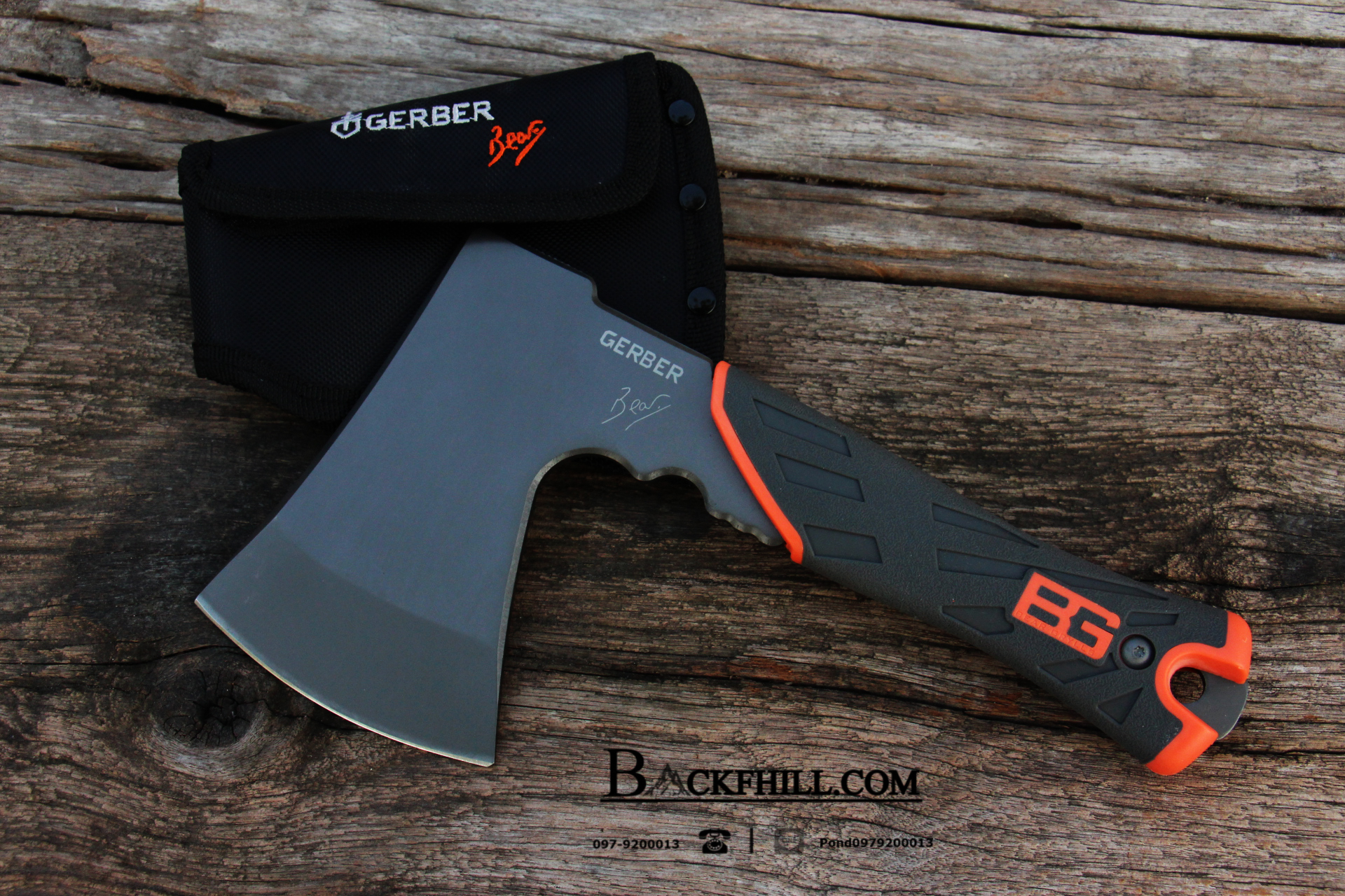 ขวานลุยป่า Gerber Bear Grylls Survival Hatchet ขนาด 9 นิ้ว พร้อมซองไนลอนอย่างดี
