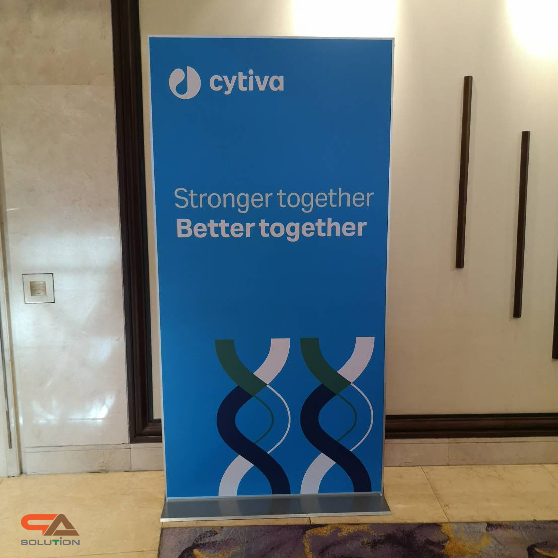 เช่าบอร์ดนิทรรศการ เช่าป้ายประชาสัมพันธ์ ขนาด 100x200 cm.โชว์งานพิมพ์ 2 ด้าน แข็งแรง มั่งคง พร้อมติดตั้งหน้างาน