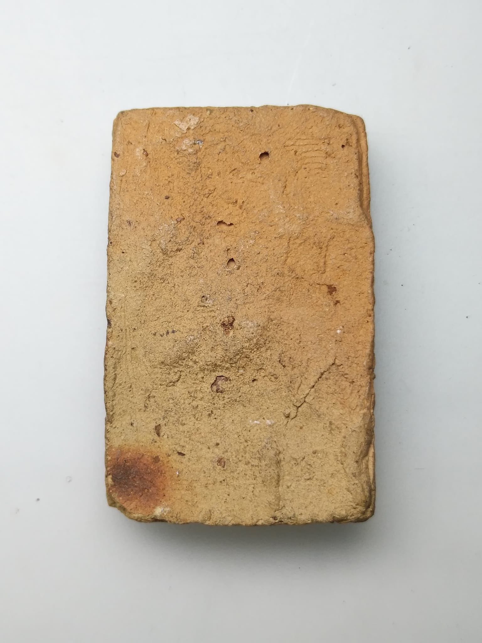 G370 สมเด็จทรงฉัตรเนื้อดิน ไม่ทราบที่