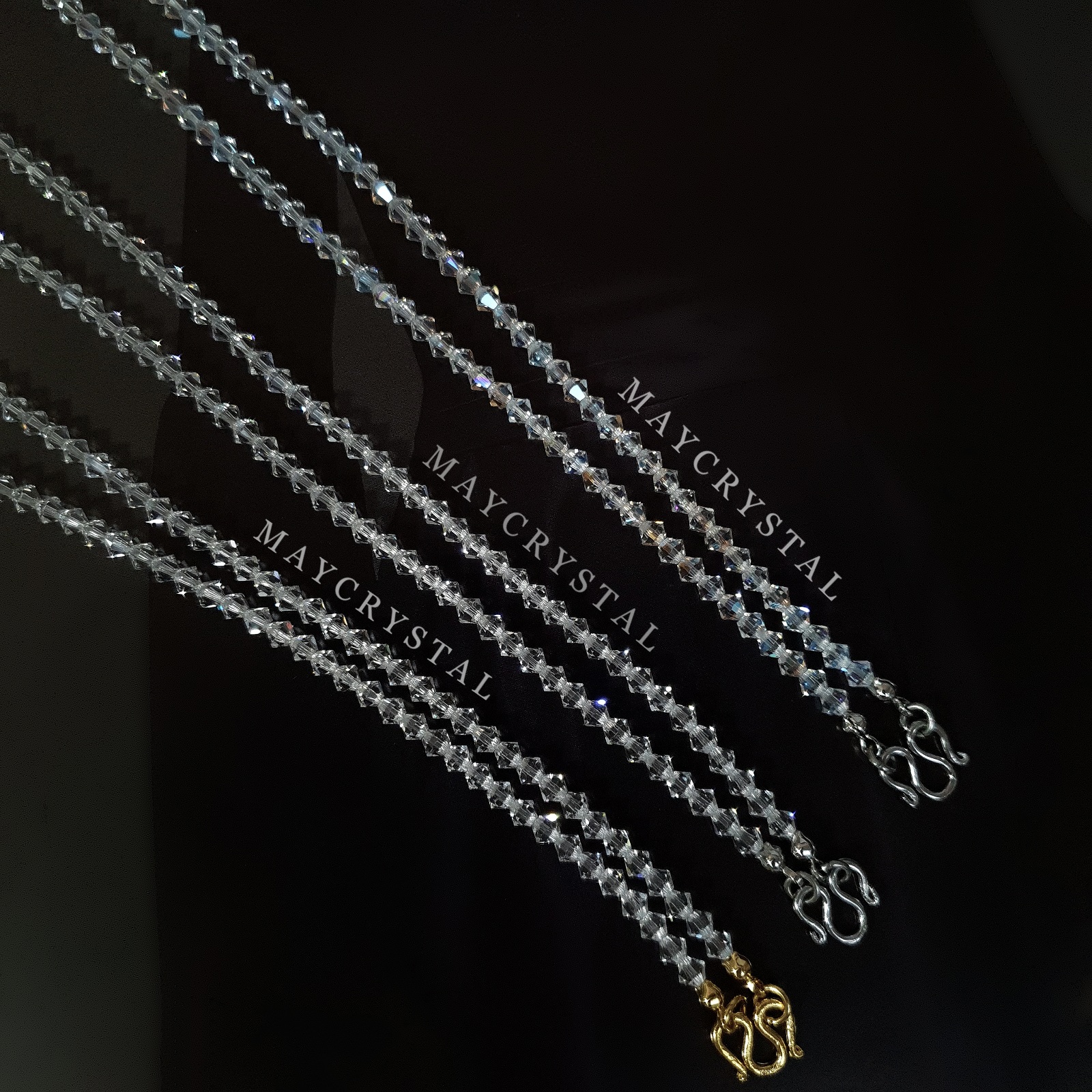 สร้อยคอคล้องพระ คริสตัลแท้จากยุโรป (Embellished with Crystals from Austria)