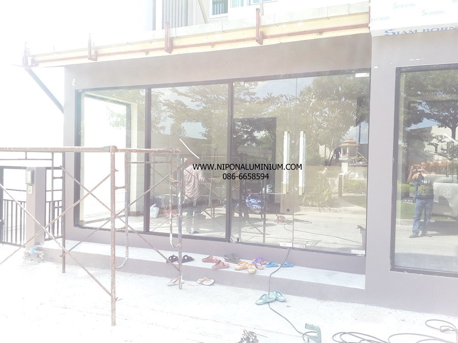 งานทำประตูบริษัท