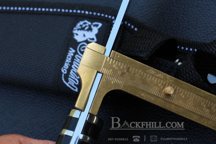 มีดใบตาย COLUMBIA รุ่น SA62 ใบมีดทรงโบวี่ ด้ามจับลายไม้คลาสสิค ไม้เนื้อแข็งอย่างดี พร้อมซองไนลอน