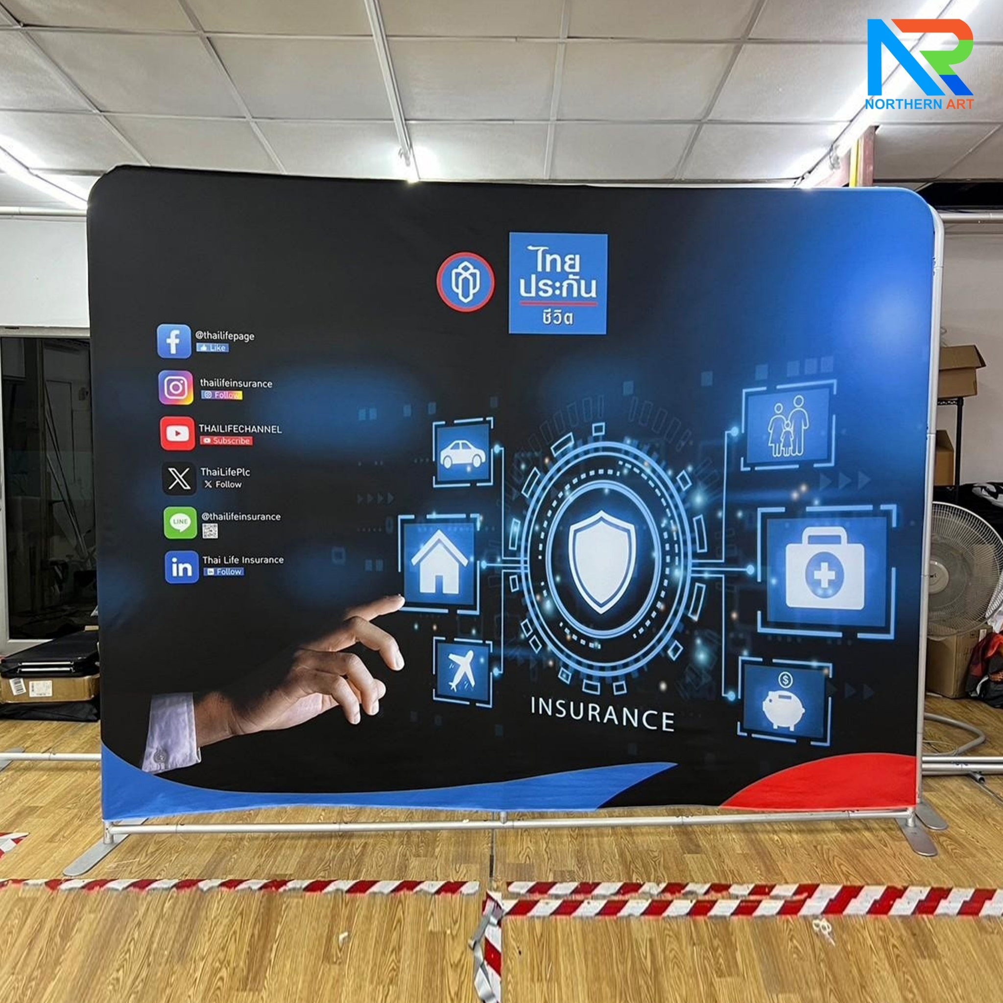 แบคดรอปผ้า (Fabric Backdrop) รุ่นตรง Savvy ขนาด (H)180 x (W)120-1000 cm. โครงอะลูมิเนียม ถอดประกอบได้ แถมฟรี! กระเป๋าใส่อุปกรณ์ 1 ใบ