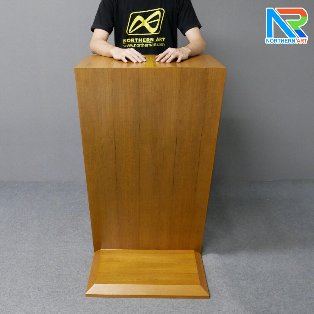 โพเดียมไม้ สีสัก ทรง Z ขนาด (W)60 x (L)40 x (H)110 ซม. แข็งแรง ทรงสวย เหมาะสำหรับการนำเสนอทุกโอกาส