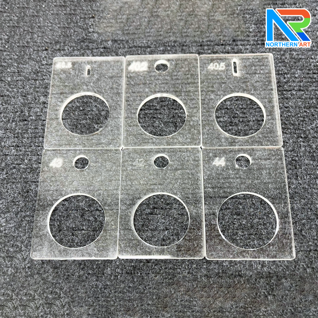 เกมส์จับฉลากไฟฟ้าทรงกลม ตั้งโต๊ะ ขนาด (W)35 X (L)30 X (H)45 cm. ตัวเกมส์หมุนเองอัตโนมัติ พร้อมระบบเซ็นเซอร์จับลูกบอล