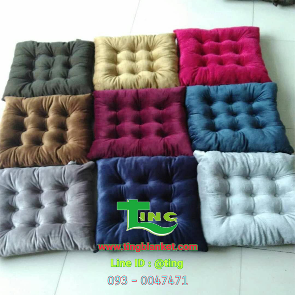 45*45 cm เบาะรองนั่งนาโนสีพื้น 100ผืน คละสี