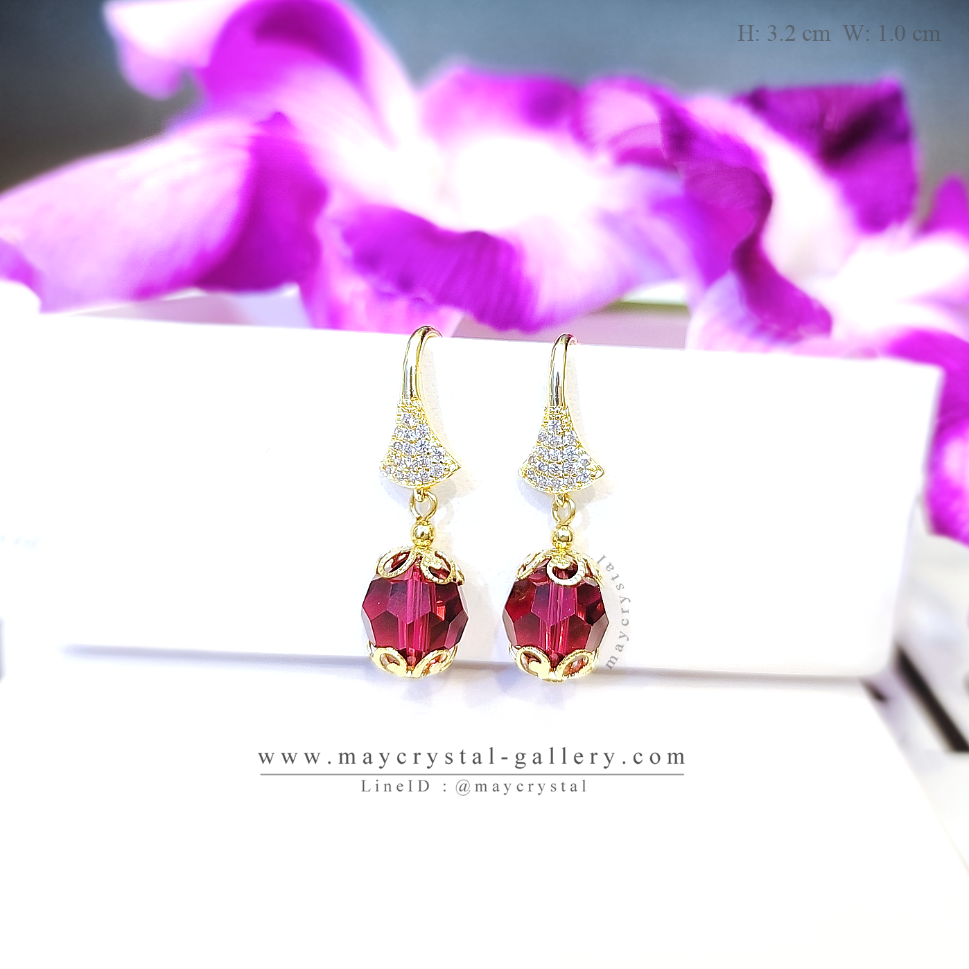 ต่างหูคริสตัล จากประเทศออสเตรีย (Embellished with Crystals from Austria)