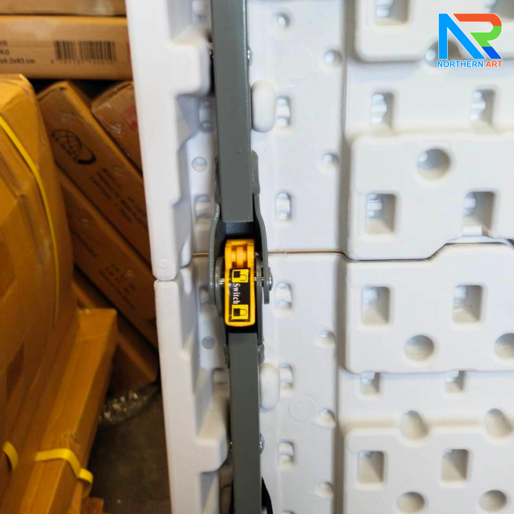 โต๊ะเคาน์เตอร์ผ้าออกบูธ รุ่น 6F ขนาด (W) 182 x (L)76 x (H)74 cm. พร้อมผ้าสกรีนสีสวยสด พับเก็บได้ จัดเก็บสะดวก