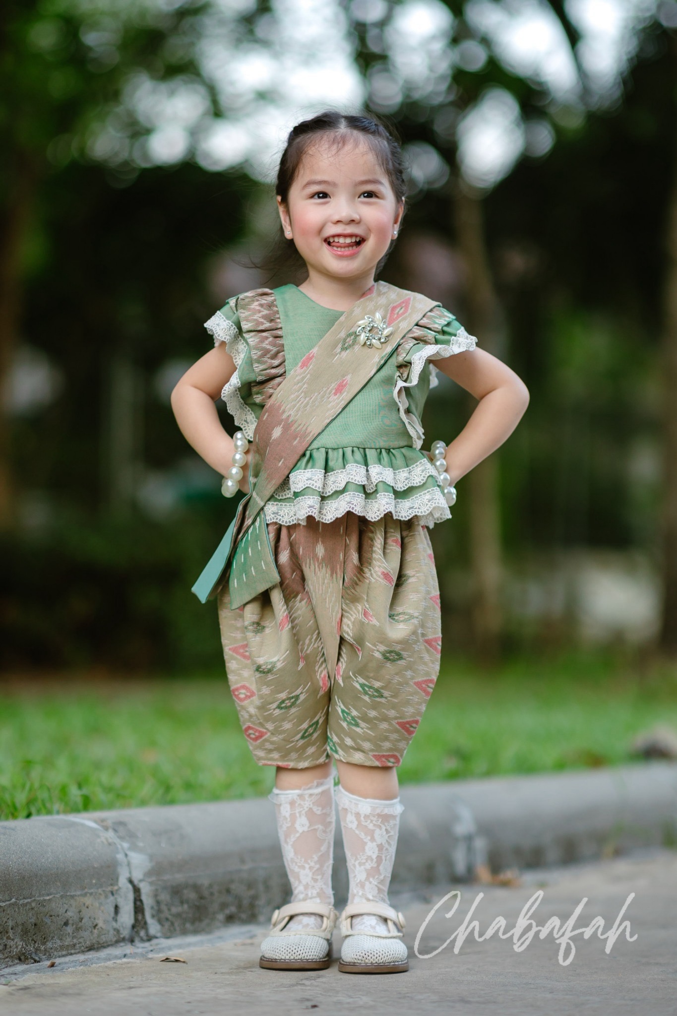 (เซต 4 ชิ้น) ชุดไทยแบรนด์ Chabafah รุ่น ศิรินภา สีเขียว