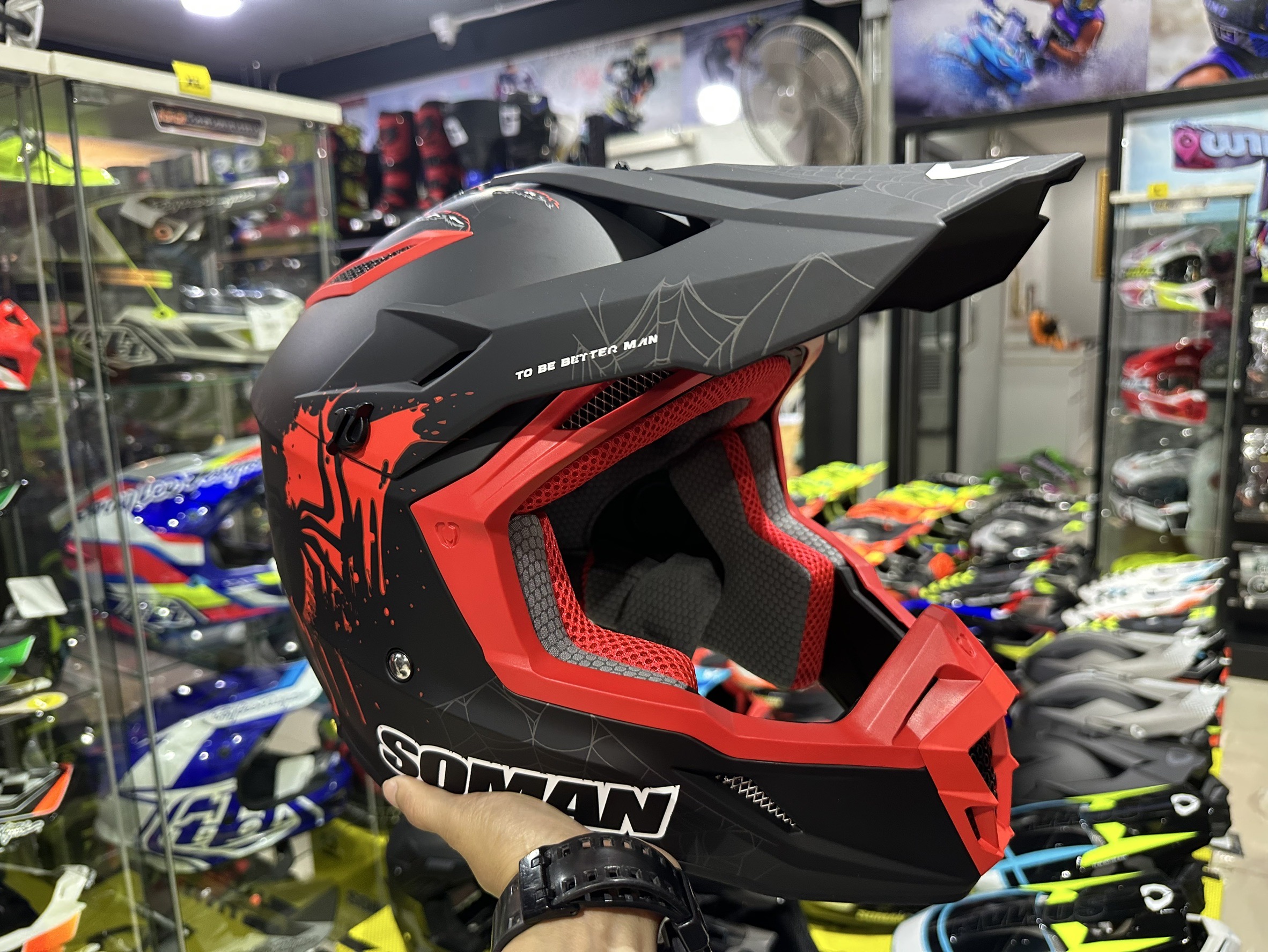 หมวกวิบาก SOMAN