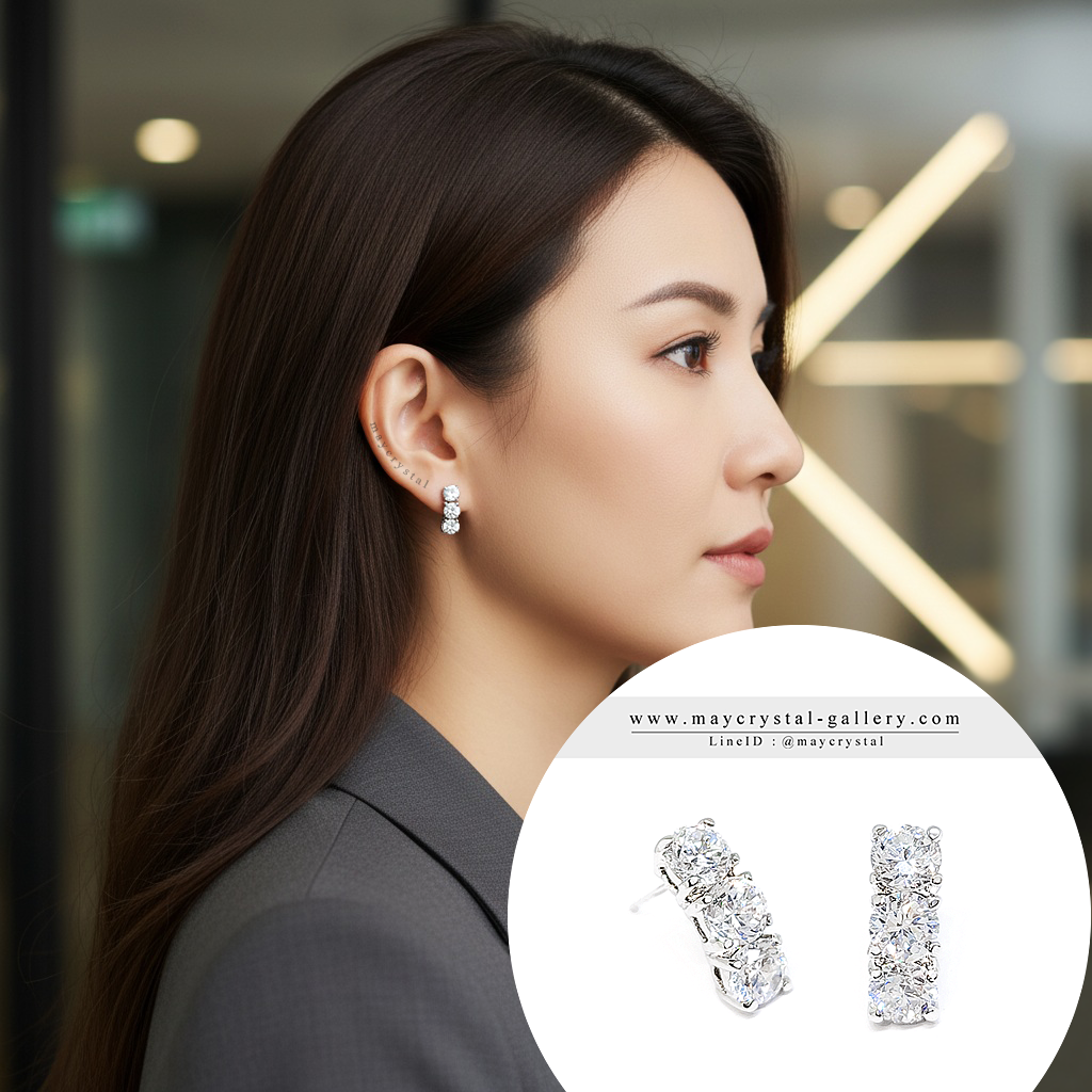 ต่างหูคริสตัลจากยุโรป (Embellished with Crystals from Austria)