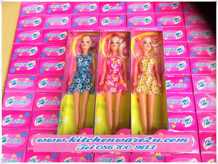 P01387 ตุ๊กตาบาร์บี้ ตากระพริบ , กล่องของขวัญ ราคาต่อโหล (180 บ/โหล ส่ง 15 บาท ขายส่งทุกอย่าง 20 บาท)