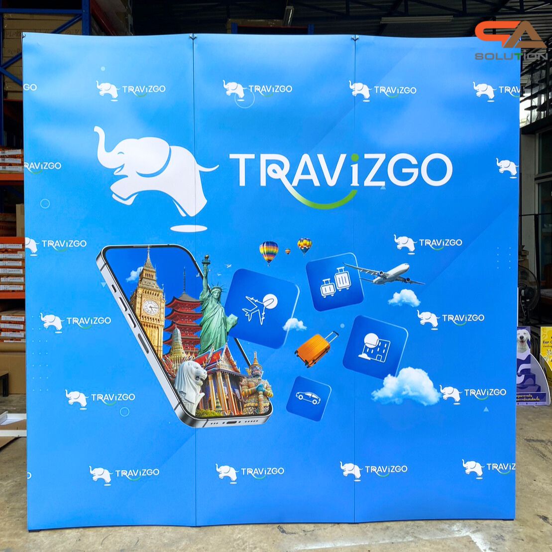 BACK DROP ฉากแบคดรอป รุ่นเหลี่ยม แบบตรง โครงอะลูมิเนียมพร้อมงานพิมพ์ + โคมไฟ 2 ชุด และกระเป๋าล้อลาก 1 ใบ