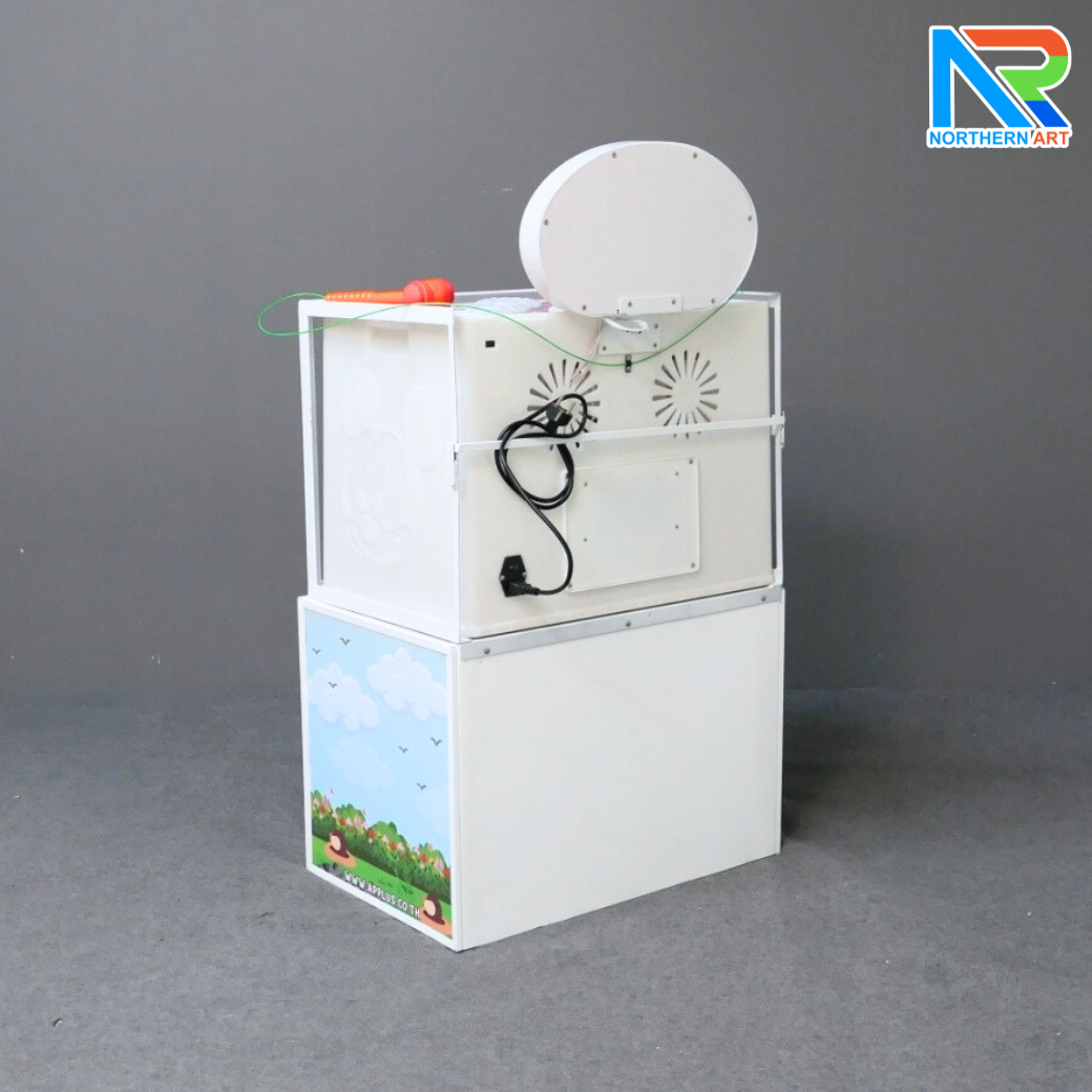 เกมส์ตีตุ่น ขนาด (W)60 x (D)40 x (H)70 cm. พร้อมไฟ LED นับคะแนน กุญแจสำหรับไขตู้เกมส์ 4 ดอก พร้อมเหรียญโลหะ 10 เหรียญ