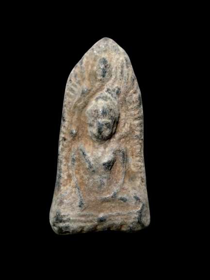 E075 พระเนื้อชิน