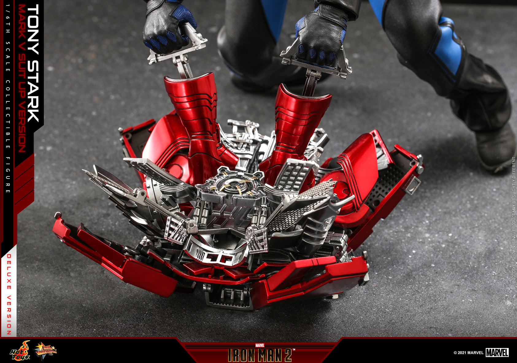 Hot Toys MMS600 1/6 Iron Man 2 - Tony Stark Mark V Suit up Version (Deluxe Version)