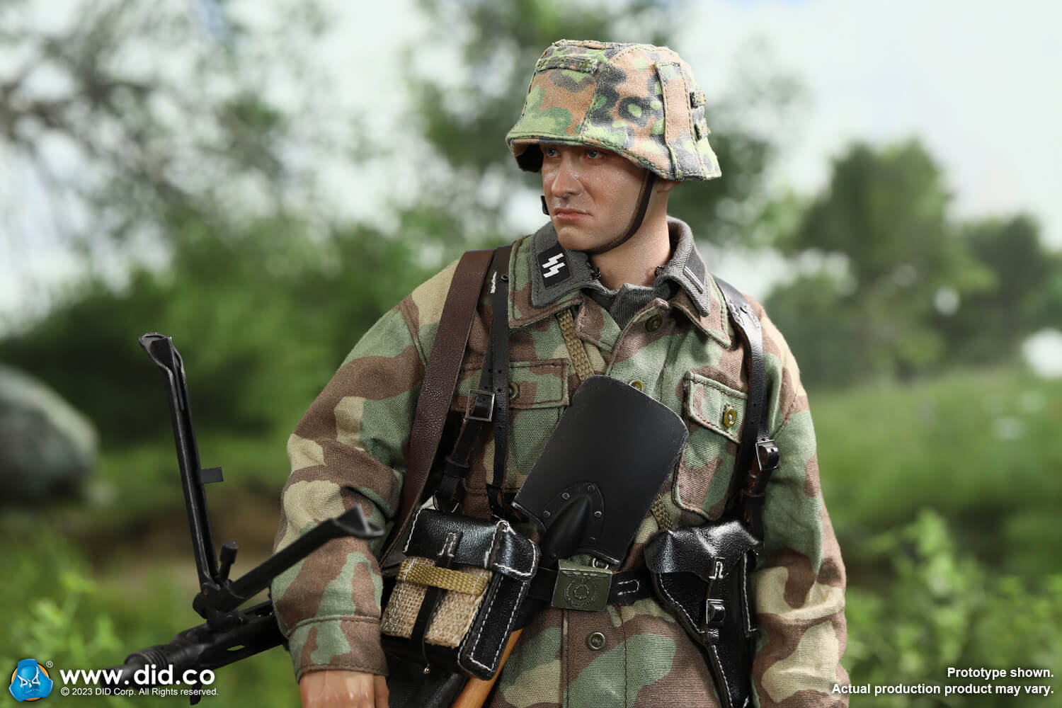 DID D80169 1/6 WWII German 12th SS Panzer Division MG42 Gunner – Otto