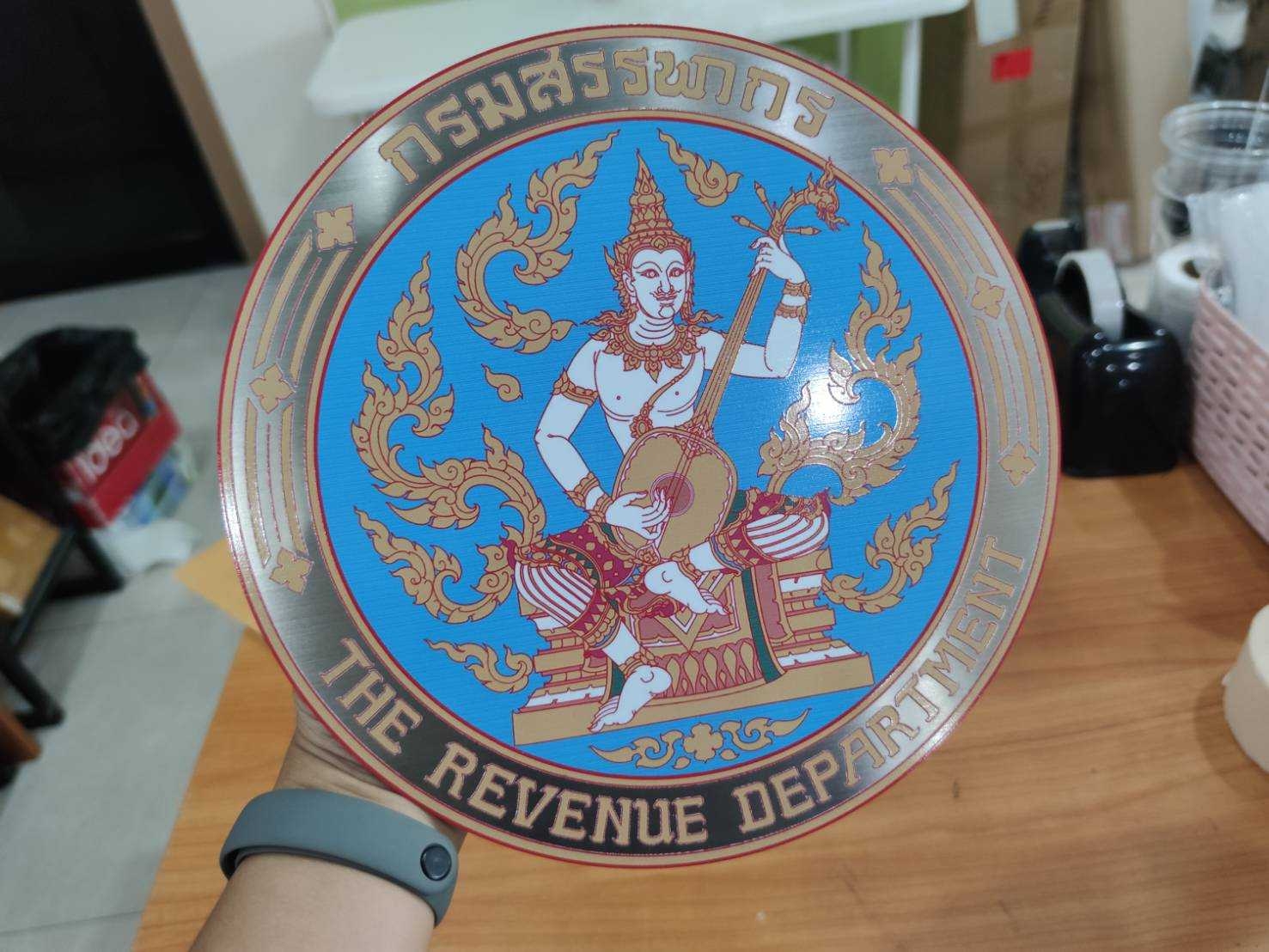 โลโก้โพเดียม โลโก้กัดกรด โลโก้หน่วยงาน ขนาด 20-25 ซม. กัดกรดสแตนเลสหนา 0.8 mm. สั่งผลิตตามแบบ