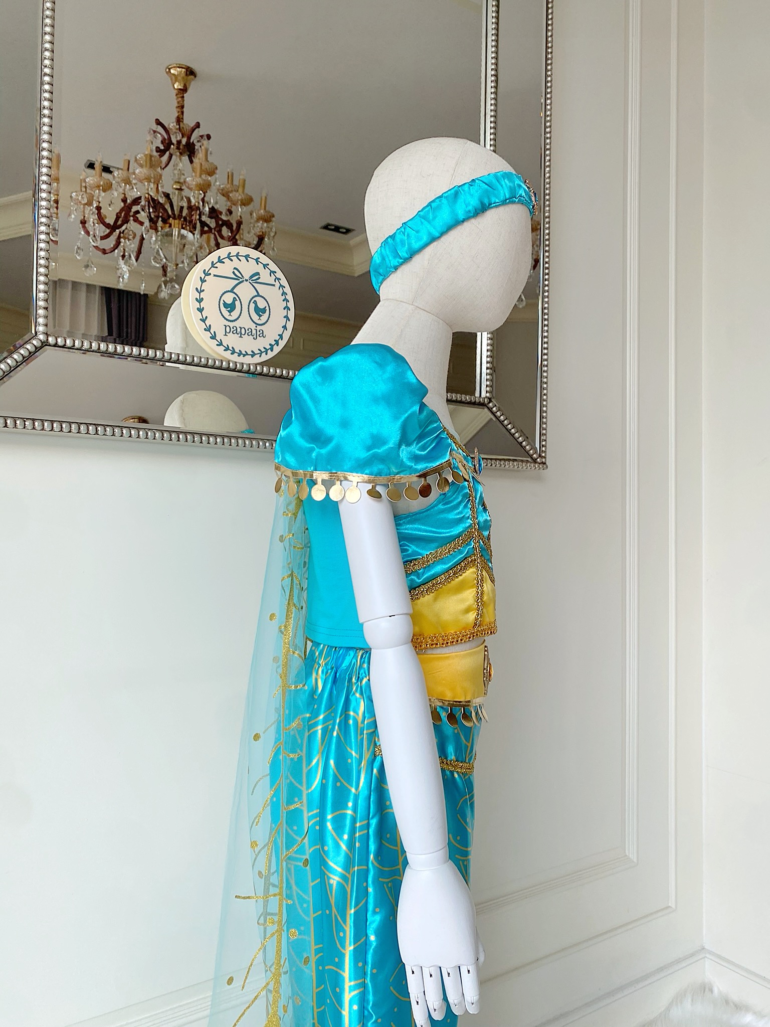 ชุดเจ้าหญิงจัสมิน (Jasmine) รุ่นมีผ้าคลุมไหล่และที่คาดผม