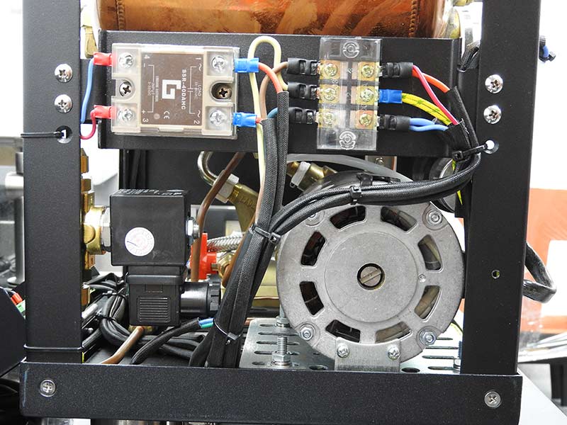 เครื่องชงกาแฟเอสเปรสโซ่ ดีลิซิโอ้ DDelisio 2000W.