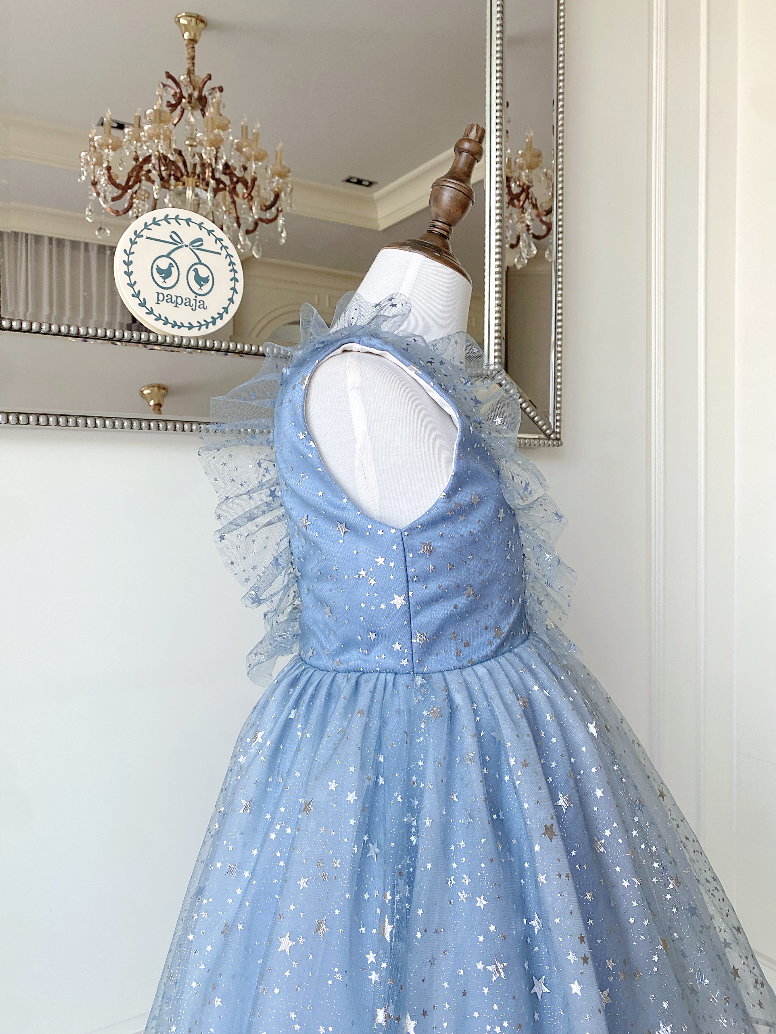 เดรสออกงานราตรีแขนกุดสีเทาหน้าสั้นหลังยาว