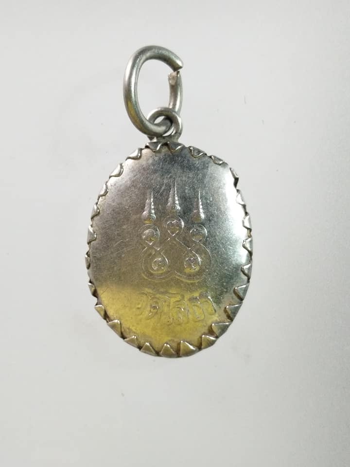 C504 ล๊อคเกตหลวงพ่อโสธร วัดโสธร จ.ฉะเชิงเทรา