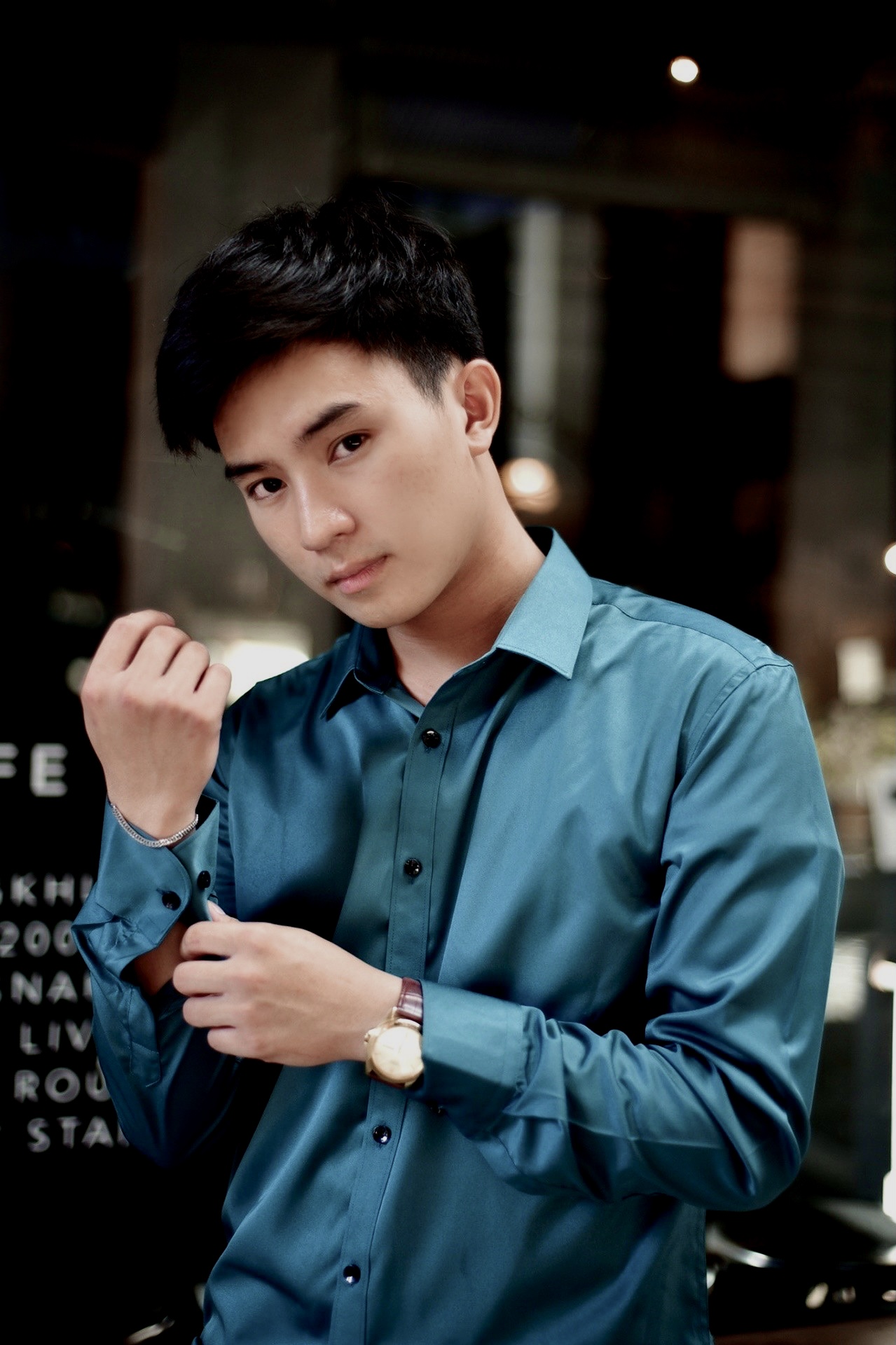 เสื้อเชิ้ตสีเขียว Green Shirt (Standard Collar)