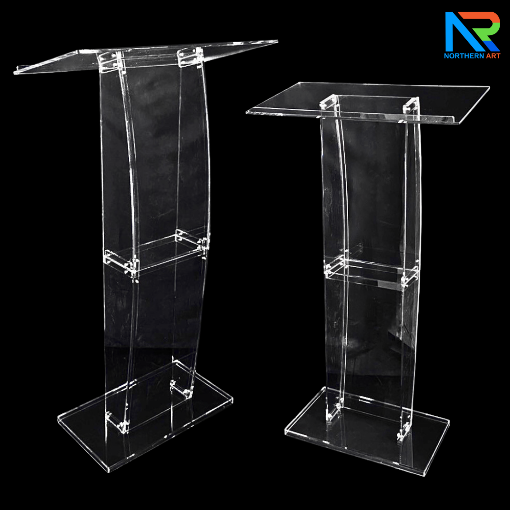 โพเดียม อะคริลิคใส ขนาด(W)68 x (L)34 x (H)123 cm. TOP เอียงพร้อมกันตก วัสดุอะคริลิคใส หนา 8 มม.