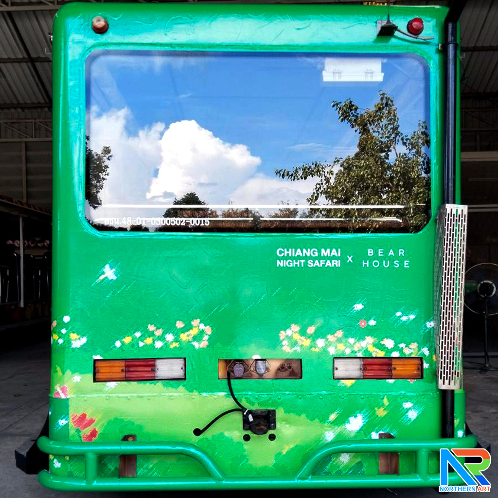 สติ๊กเกอร์ติดรถ โดยสาร ไม่ทิ้งคราบกาว สั่งผลิตและติดตั้งตามแบบที่ต้องการ ติดได้ทั้ง กรุงเทพ และ เชียงใหม่