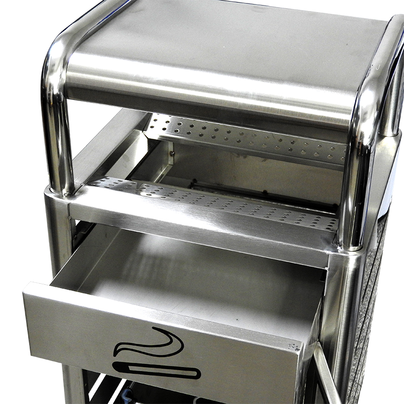 Public trash There is an ashtray - the door opens - closes