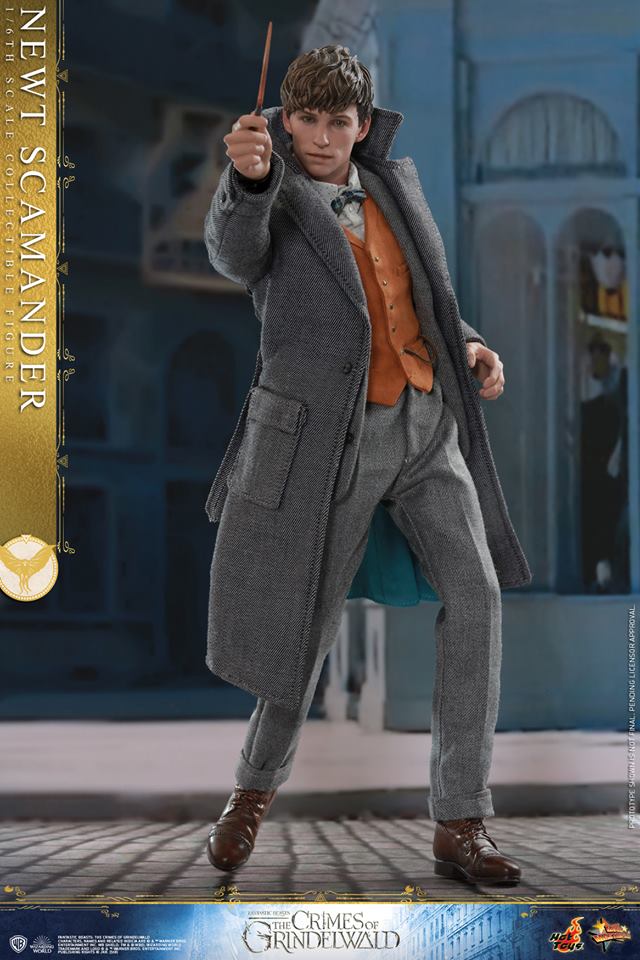 Hot Toys MMS512 FANTASTIC BEASTS: THE CRIMES OF GRINDELWALD - NEWT SCAMANDER