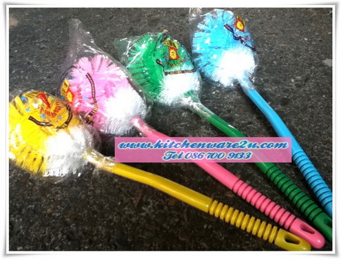 P00036 แปรงขัดห้องน้ำพลาสติก ด้ามยาว (ราคาส่งต่อ 1 โหล:12 อัน)
