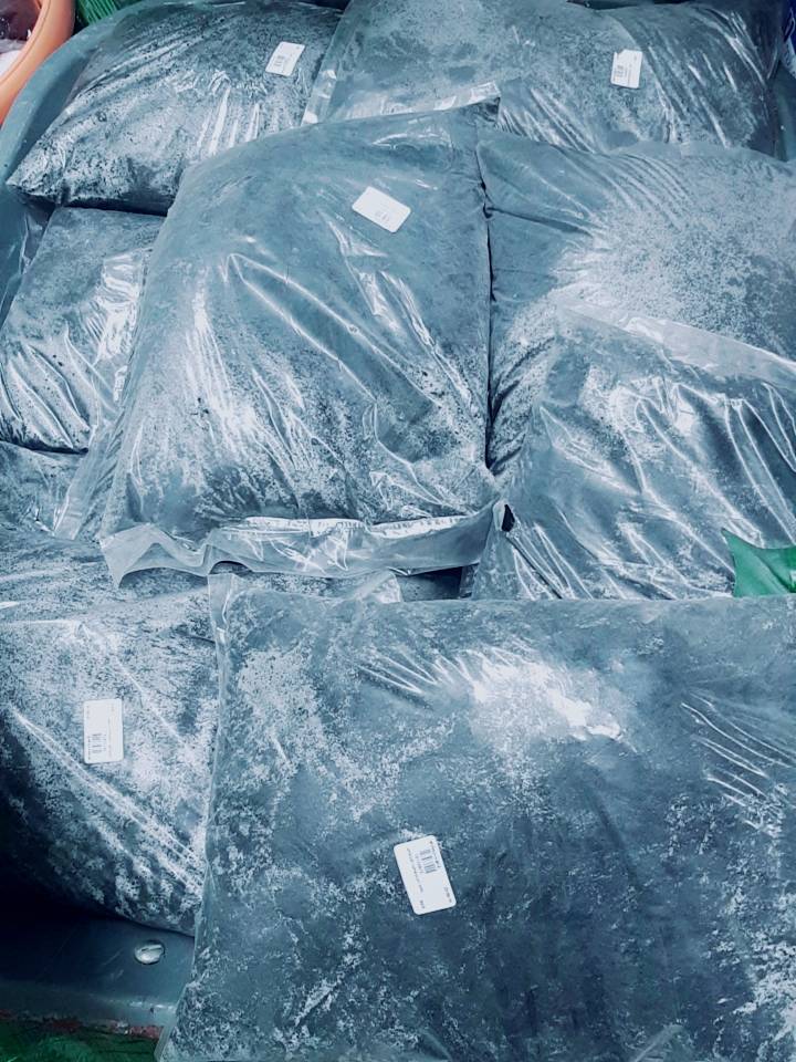 แกลบดำ/แกลบเผา ขนาด 5 ลิตร. จำนวน 2 ถุง