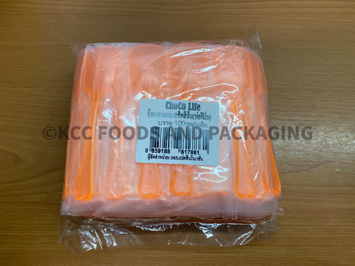 ช้อนพาย ห่อฟิลม์ สีดำ / ขาว / ส้ม / เขียว / ชมพู จำนวน 100 ชิ้น